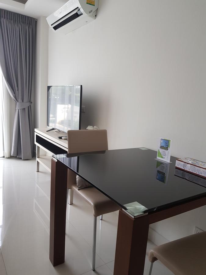 Club Royal Suites 파타야 외부 사진