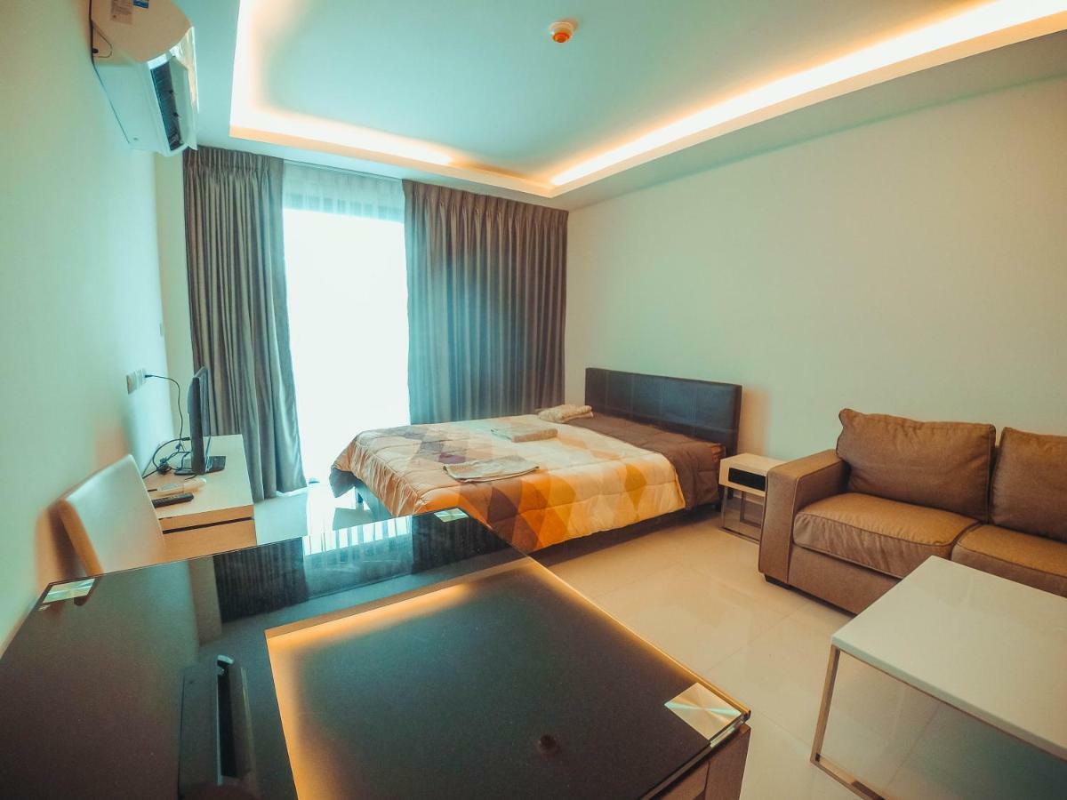 Club Royal Suites 파타야 외부 사진