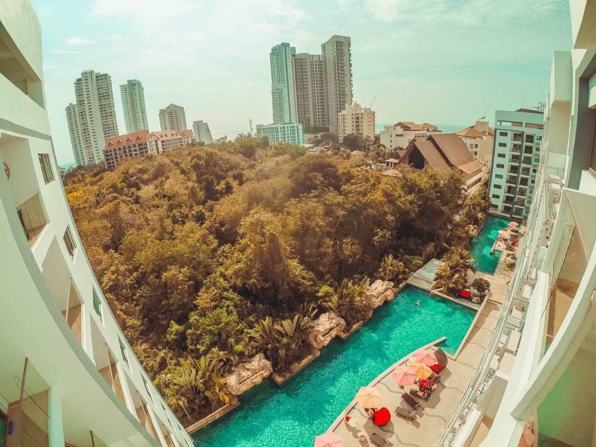 Club Royal Suites 파타야 외부 사진