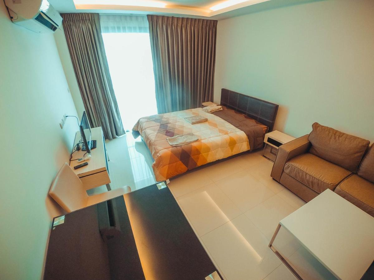 Club Royal Suites 파타야 외부 사진
